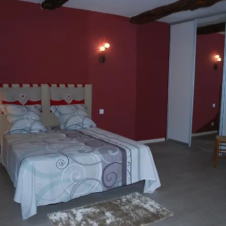 Domaine Du Hiron Ferienhaus